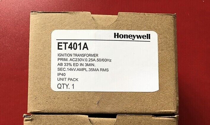 New In Box Honeywell ET401A Ignition Transformer