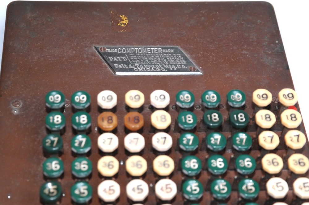 Vintage Comptometer Adding Calculator Machine Felt & Tarrant mfg Co Chicago