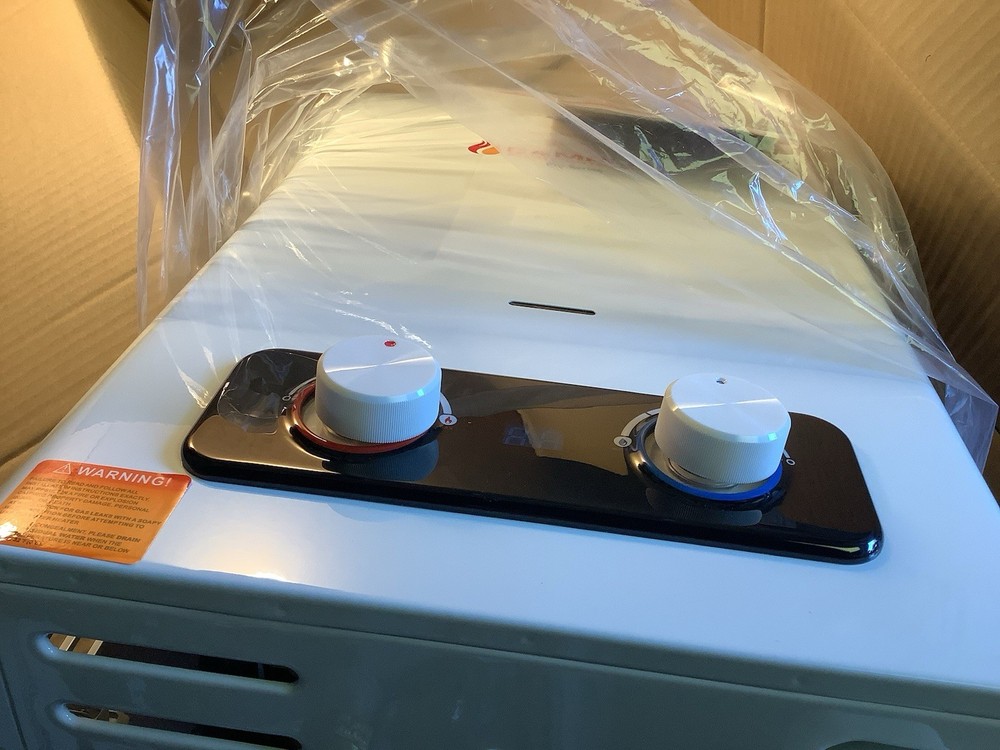 CAMPLUX Pro Portable Gas Tankless Water Heater 6L BD158 - NEW IN BOX