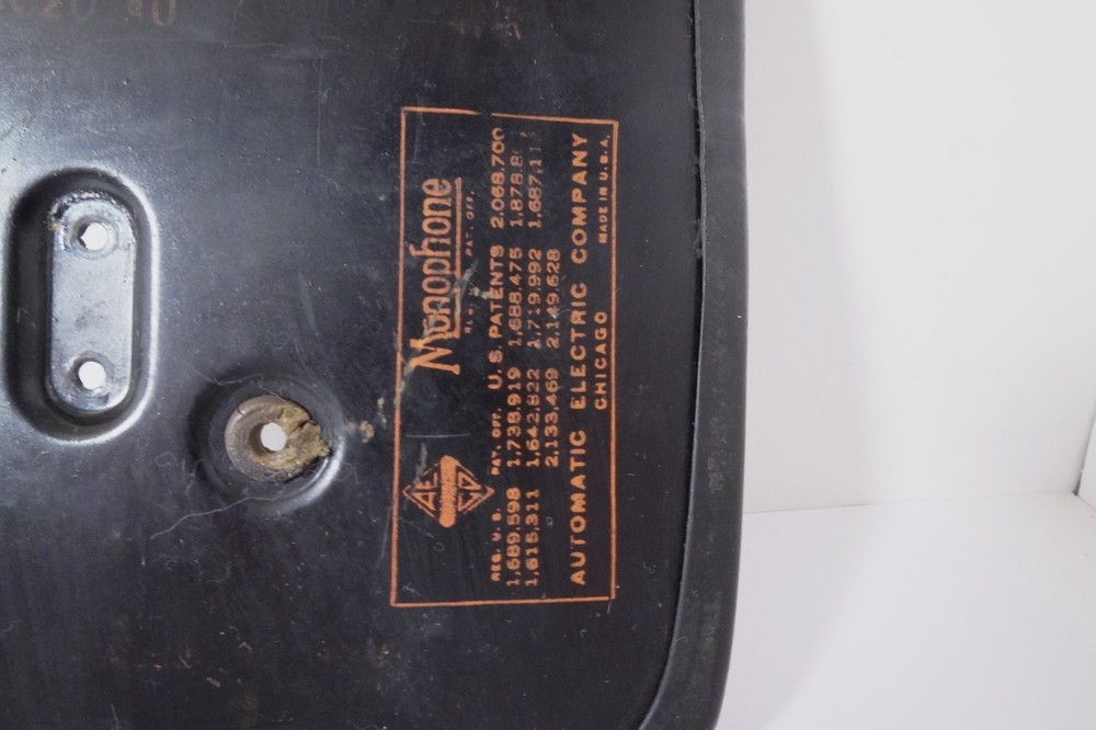 One Original AUTOMATIC ELECTRIC A/E 40 BASE PLATES & Mounting Screws & Good Cond