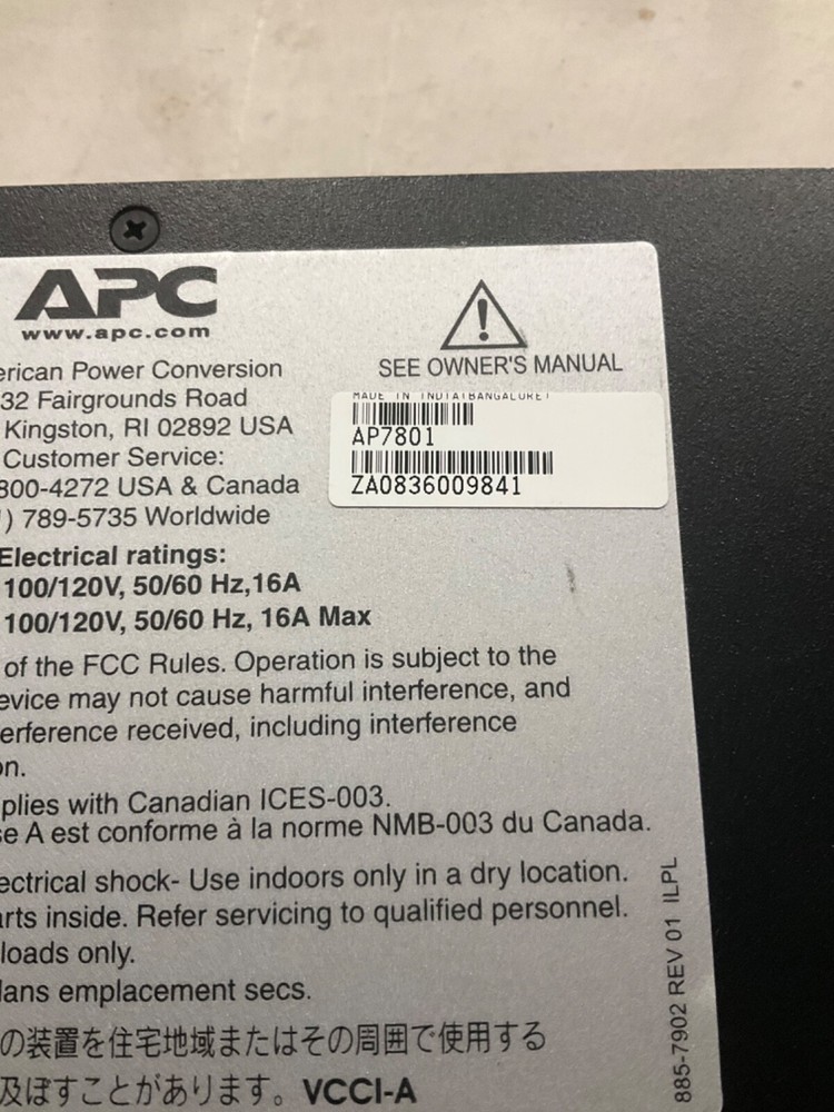 APC AP7801 Metered 1U Rack Power Distribution Unit (damaged display)