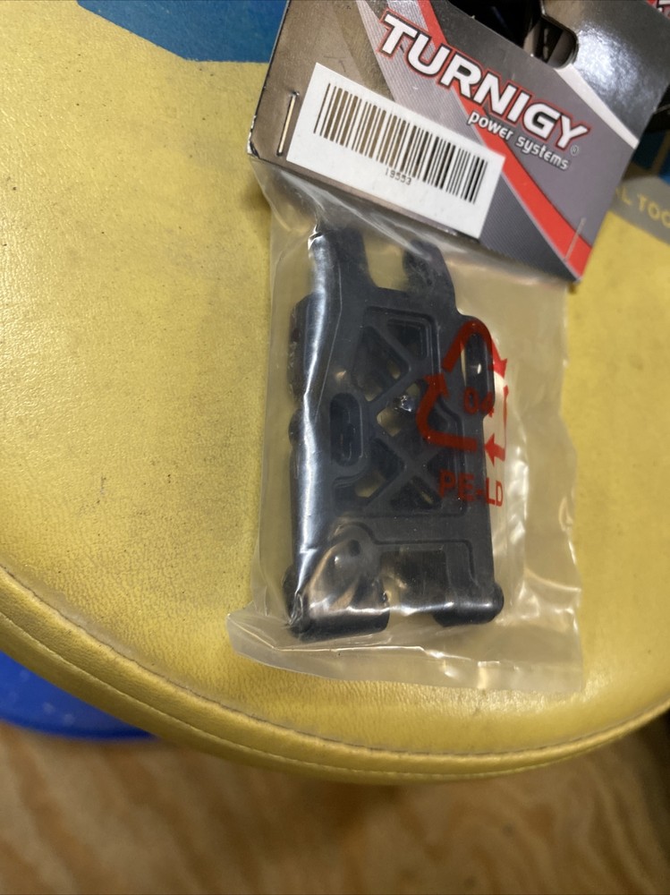 Turnigy Buggy 1/16 Scale Brushless Lower Arms