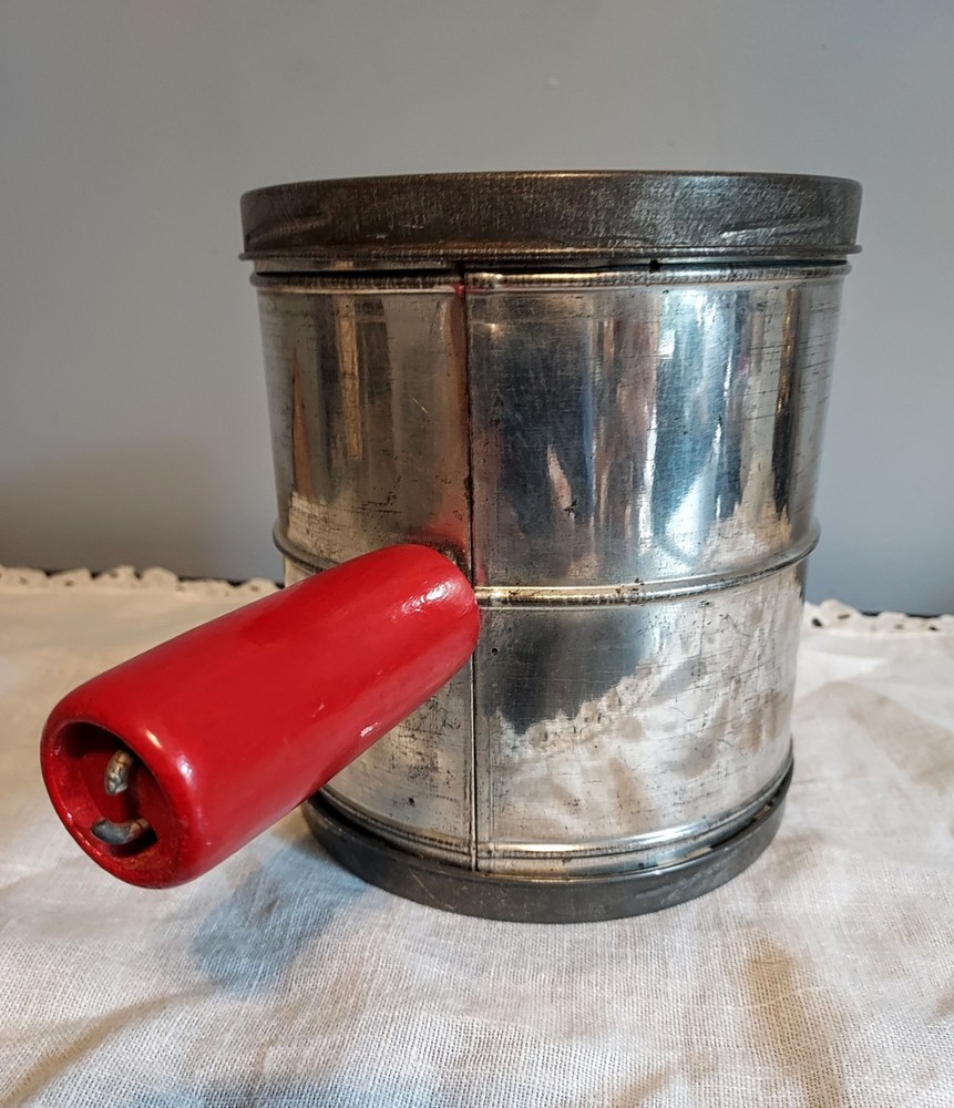 vintage Duplex 5 cup sifter red handle kitchy