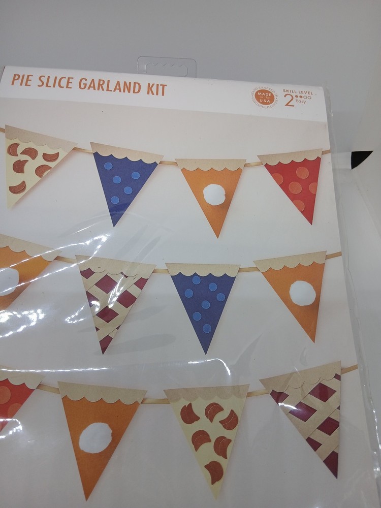 Paper Source Pie Slice Garland Craft Kit