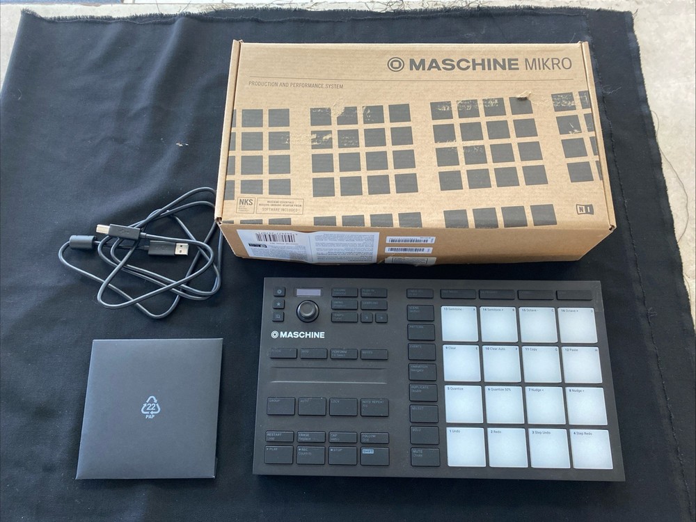 Native Instruments MASCHINE MIKRO MK3 Drum Controller USED