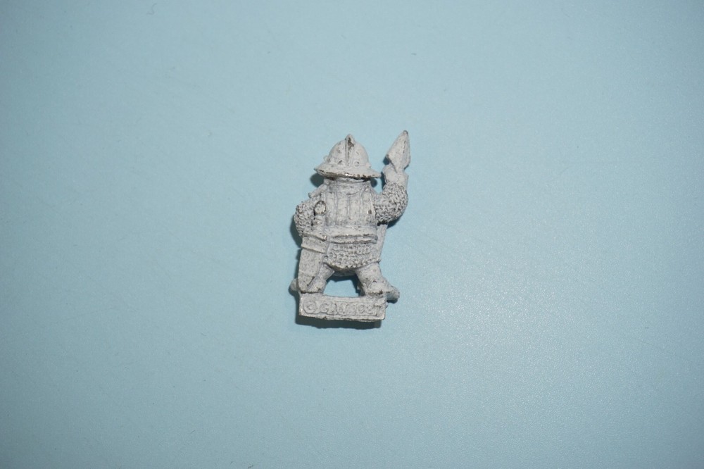Warhammer Citadel Dwarf Loader Crewman - Metal