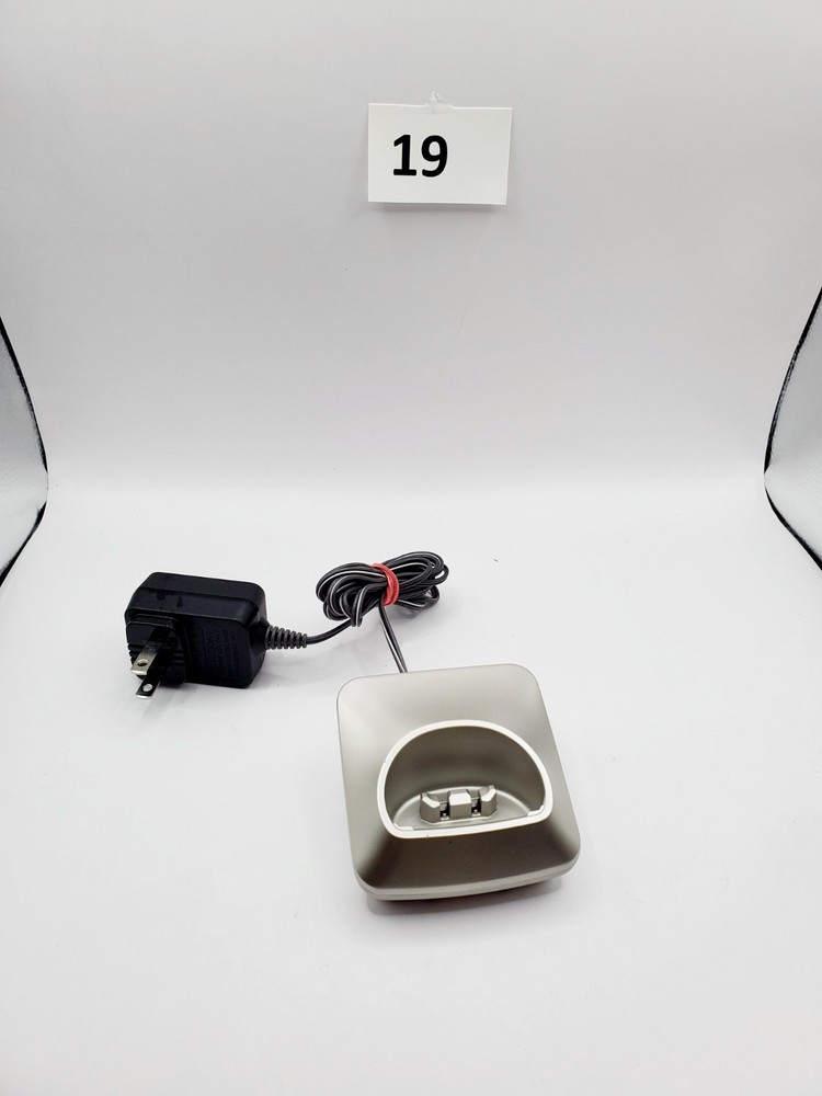 Panasonic PNLC1040 YA Charger Cradle AC Adapter  Base Silver