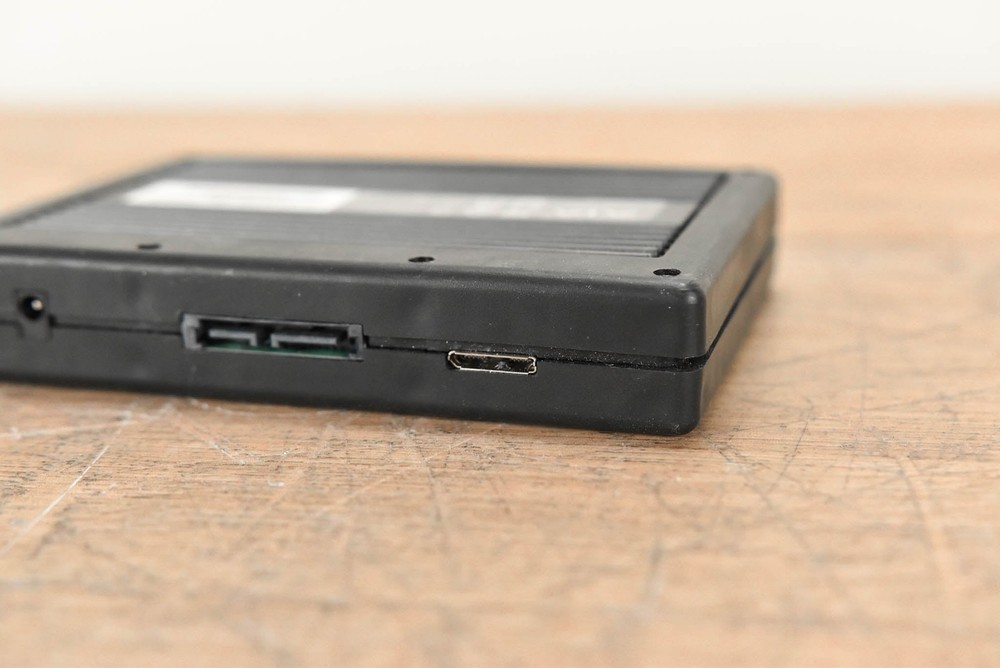 AJA KISTOR1TBUSB-R0 1TB KiStor Solid State Drive for Ki Pro CG006YS