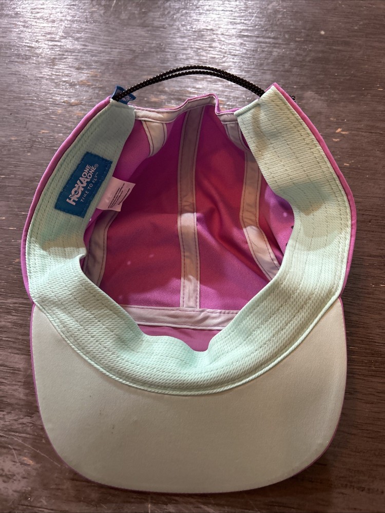 Hoka One One, Run Hat, Performance, 5 Panel, Lightweight With Bungee Closure.