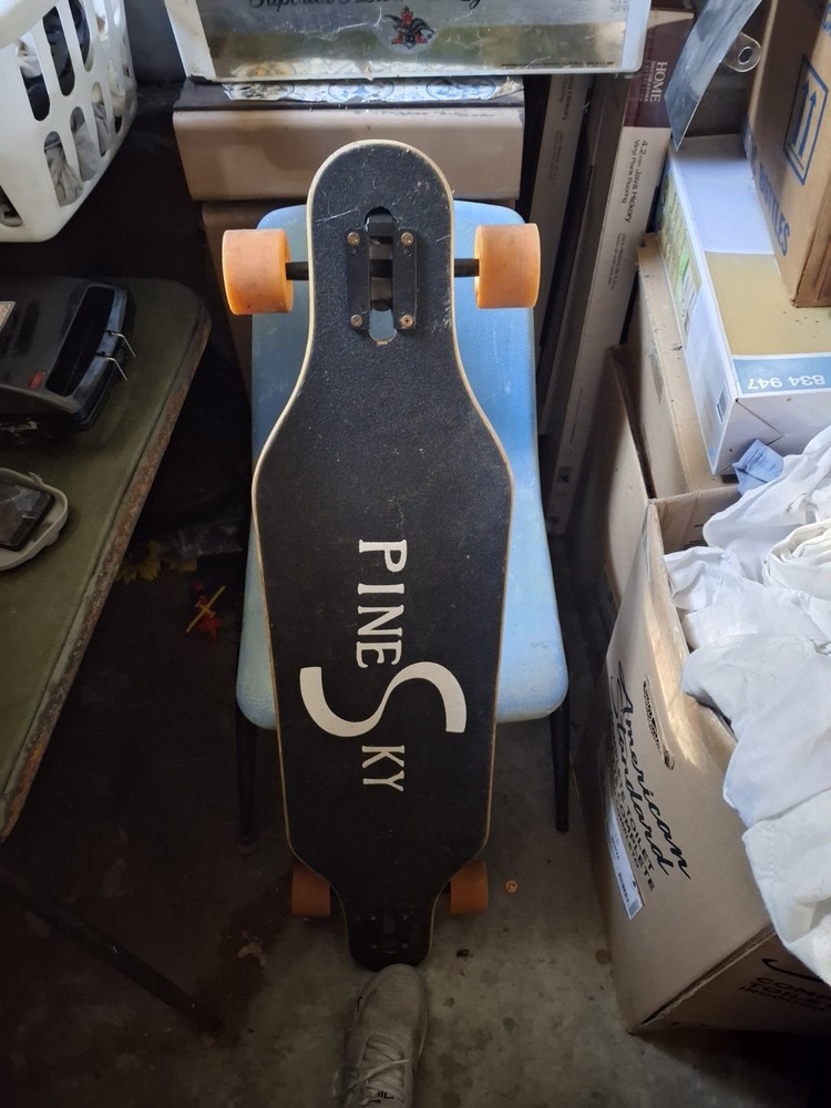 Pinesky Longboard