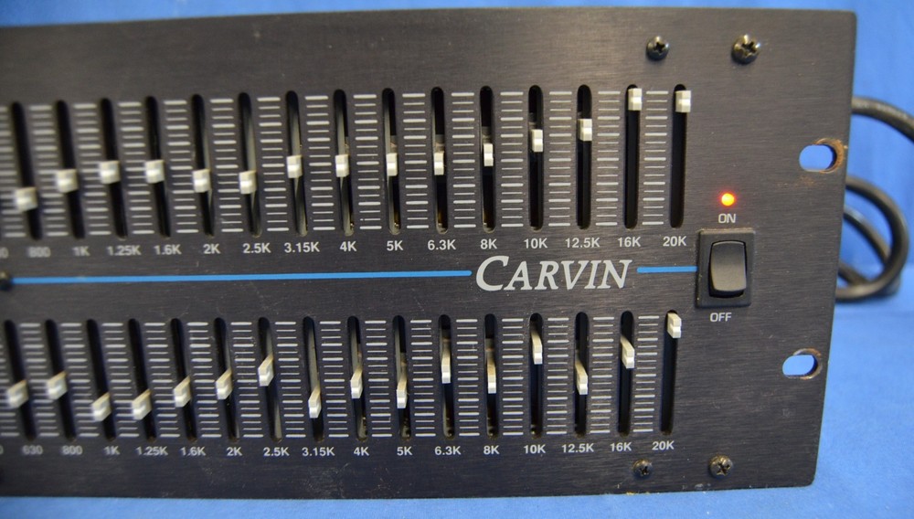 CARVIN EQ2030 DUAL 1/3 OCTAVE EQUALIZER......
