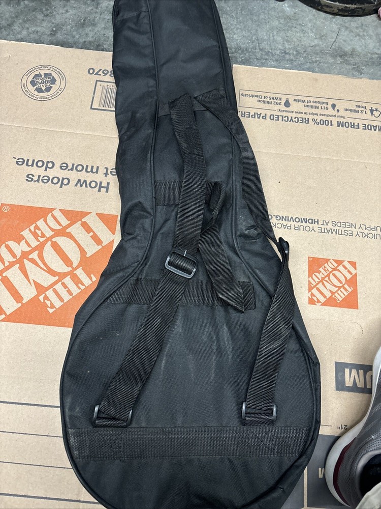 Gold Tone Soft Side Banjo Case. Very Nice.