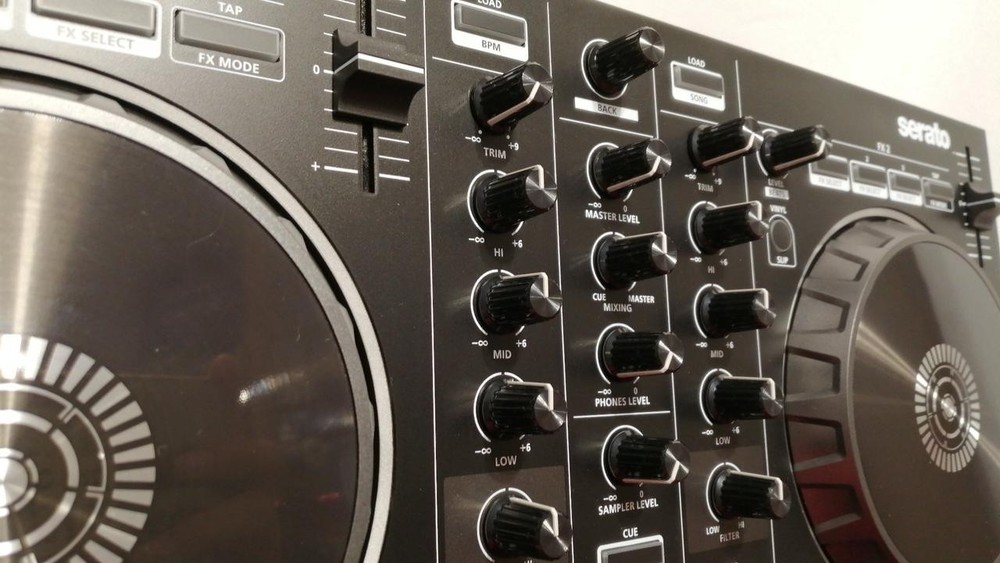 Roland DJ-202 DJ Controller 2-Deck Serato Compatible Compact Mixer