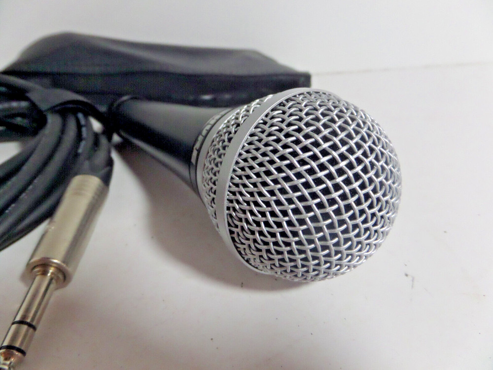 Sure Microphone and cord and case PG58