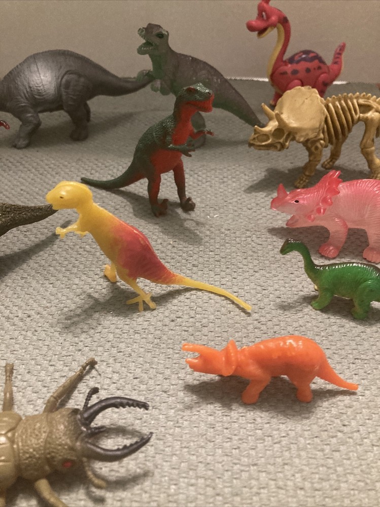 Plastic Dinosaur lot