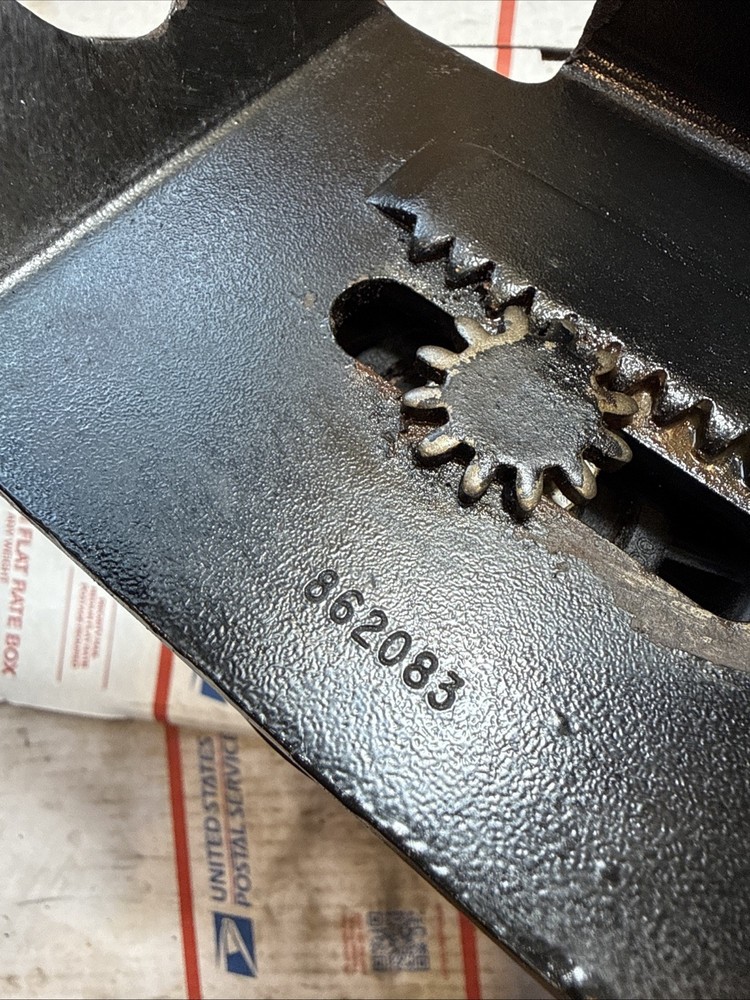 Mercruiser tensioner puller with bracket 862083