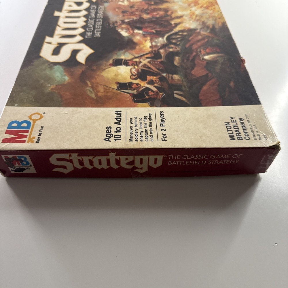 Milton Bradley Stratego 1986 Board Game Complete