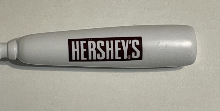 HERSHEY'S CHOCOLATE WHITE PLASTIC ICE CREAM SCOOP 8.75"