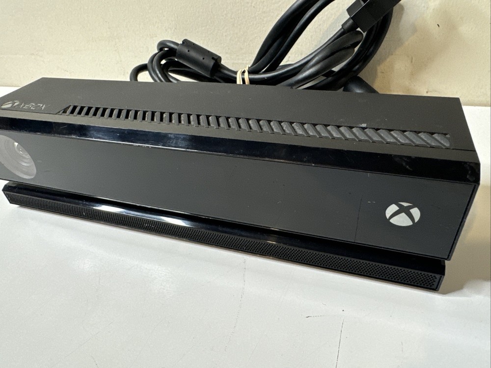 Microsoft Xbox One Kinect Wired Motion Sensor Black Model 1520 OEM