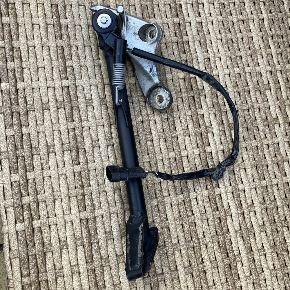 2021 DUCATI MONSTER Sidestand