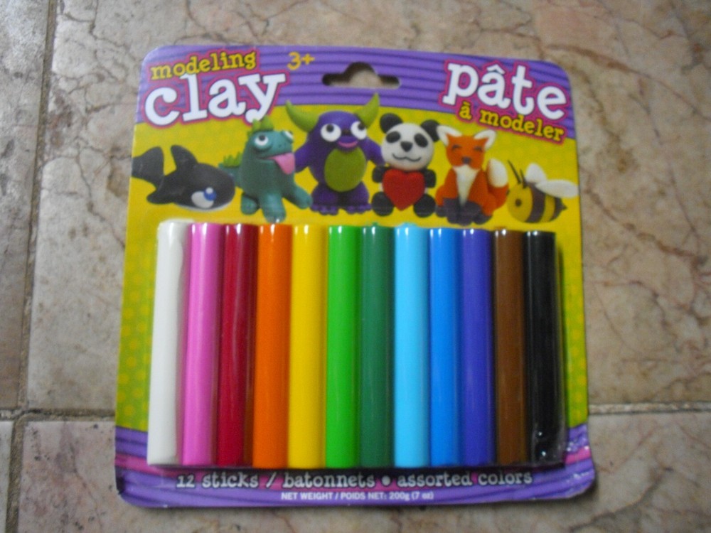 New ! Modeling Clay 12 Sticks Assorted Colors Age 3+