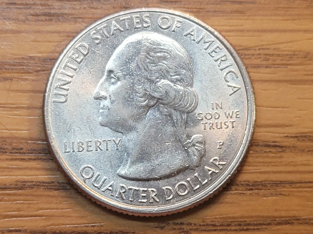 2018 p Pictured Rock ATB Quarter with Die Chips.