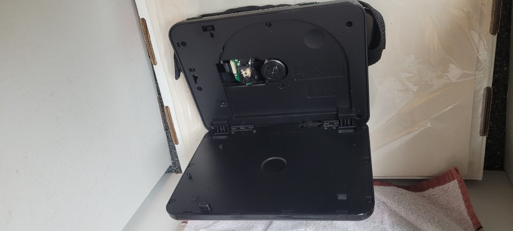 Rca Portable Dvd Player With 6"screen. Works. Includes Car Plug Only