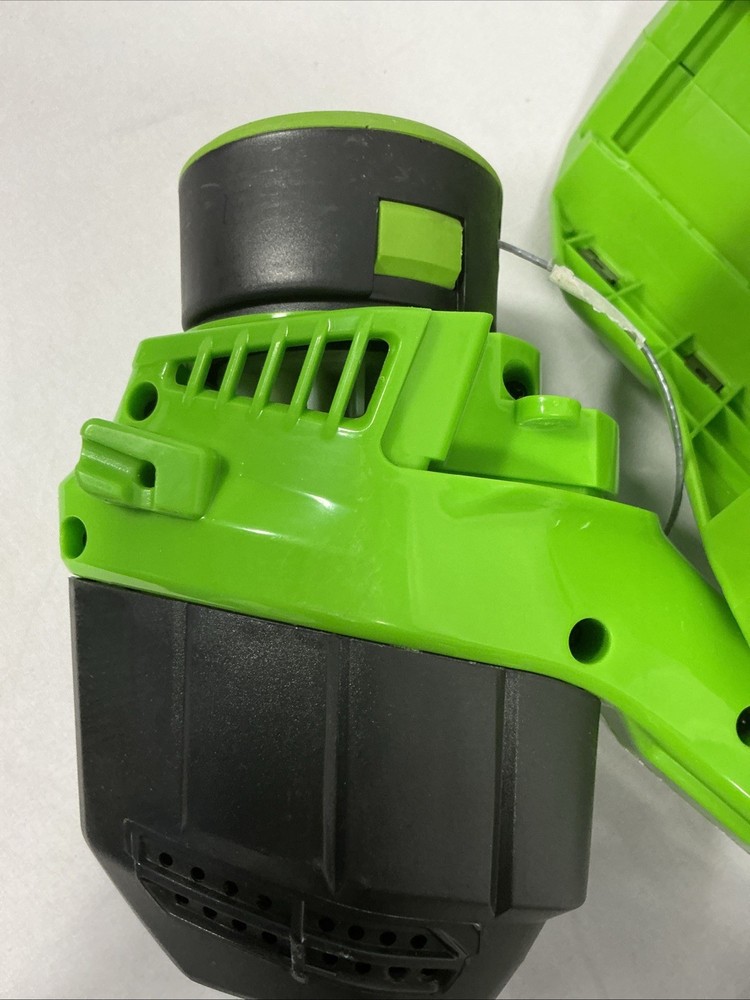 Greenworks 40V 12" Cordless String Trimmer tool only