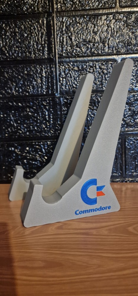 Commodore Keyboard display stand