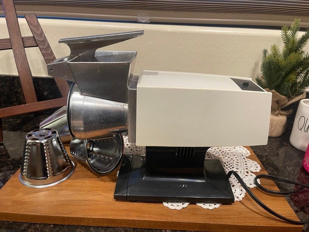 Rival Grind-O-Matic 2700 Salad  Shredder/ Chopper