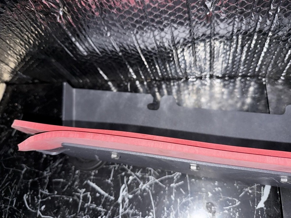 Nilfisk Skirt Assembly 24”