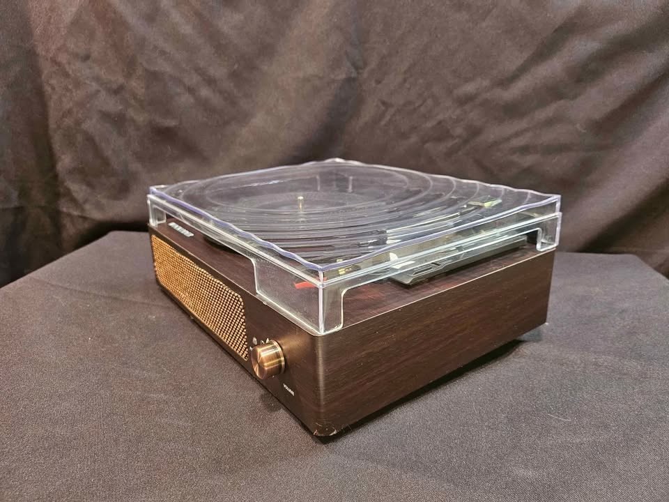 Wockoder Bluetooth Turntable Record Player – Built-In Speakers – RCA Out – Works