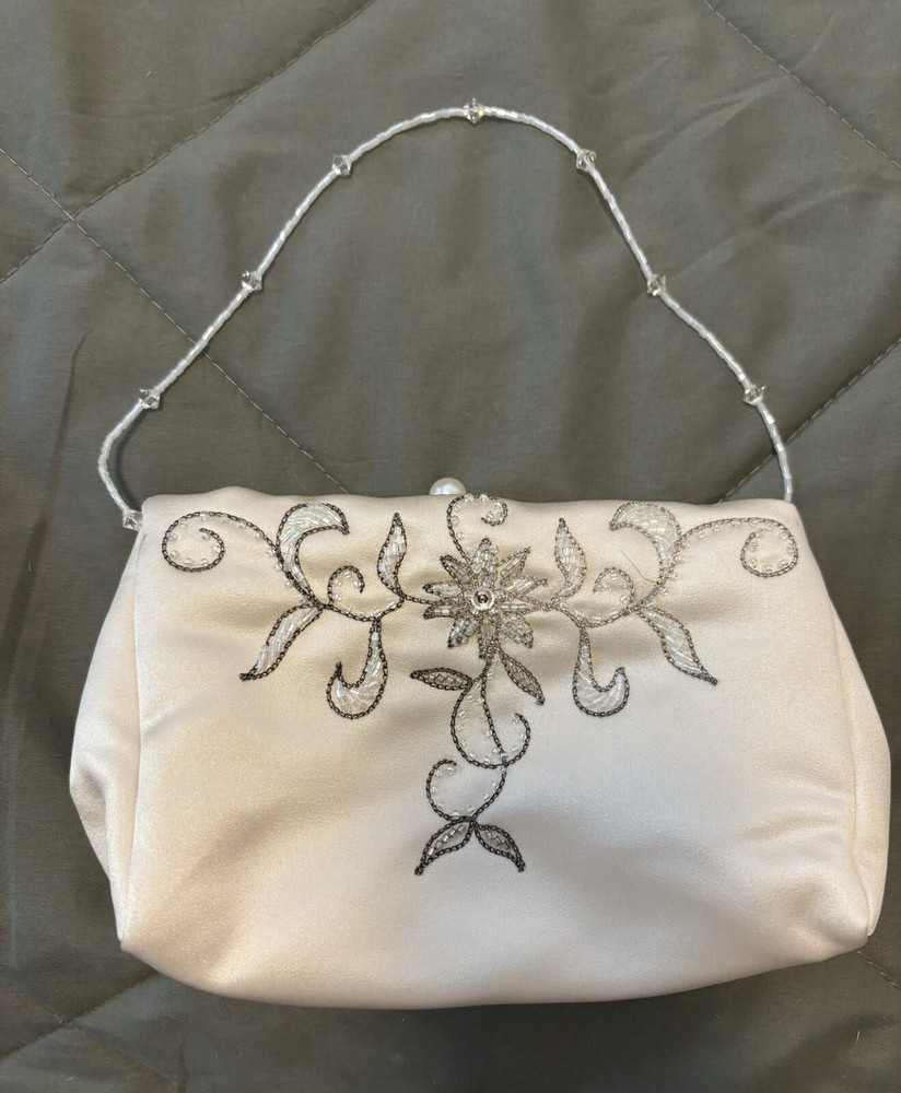 Satin small beaded ivory purse pre-owned for wedding