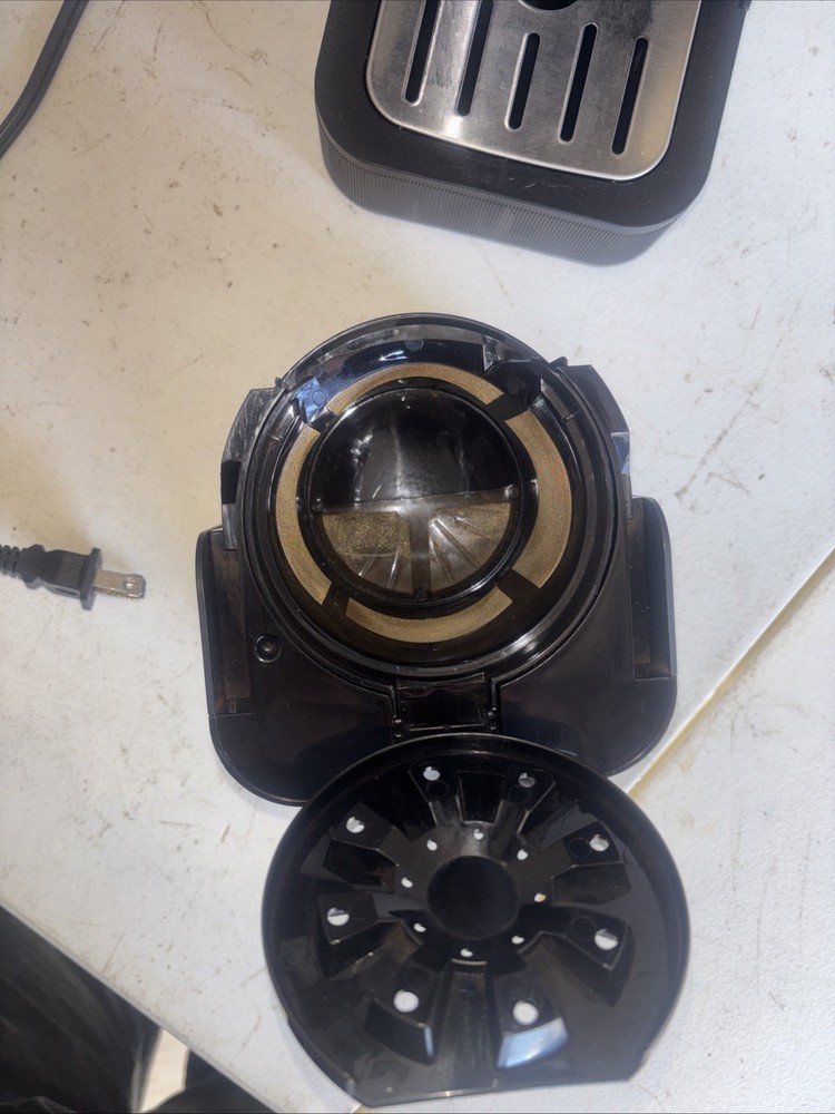 Bella PRO Programmable Single-Serve Coffee Maker Integrated Burr Grinder