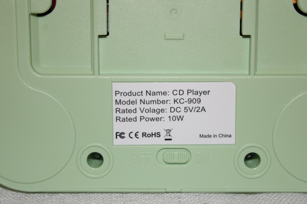 "Read" -- Portable Wall Mountable Bluetooth CD Player with Remote Control Green