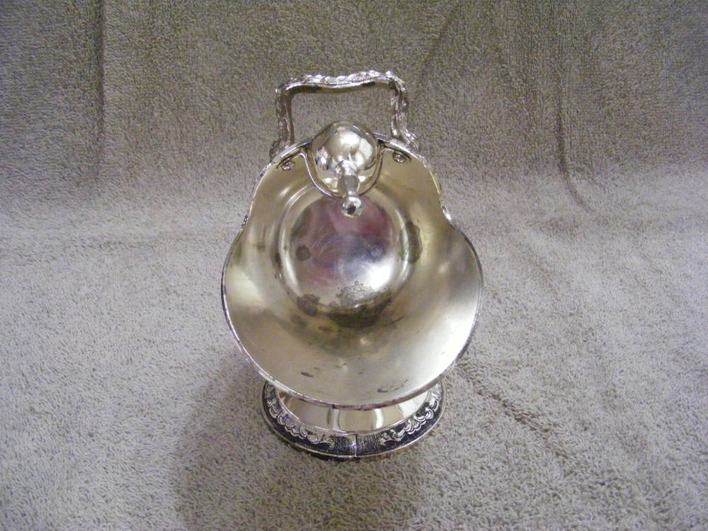 VINTAGE SILVER PLATE SUGAR BOWL SCUTTLE WITH SMALL SUGAR SCOOP
