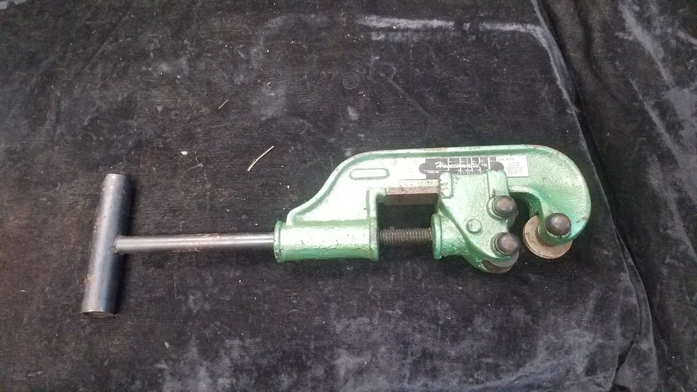 Vintage Hosecomatic Crimping Tool N01 6A-32A