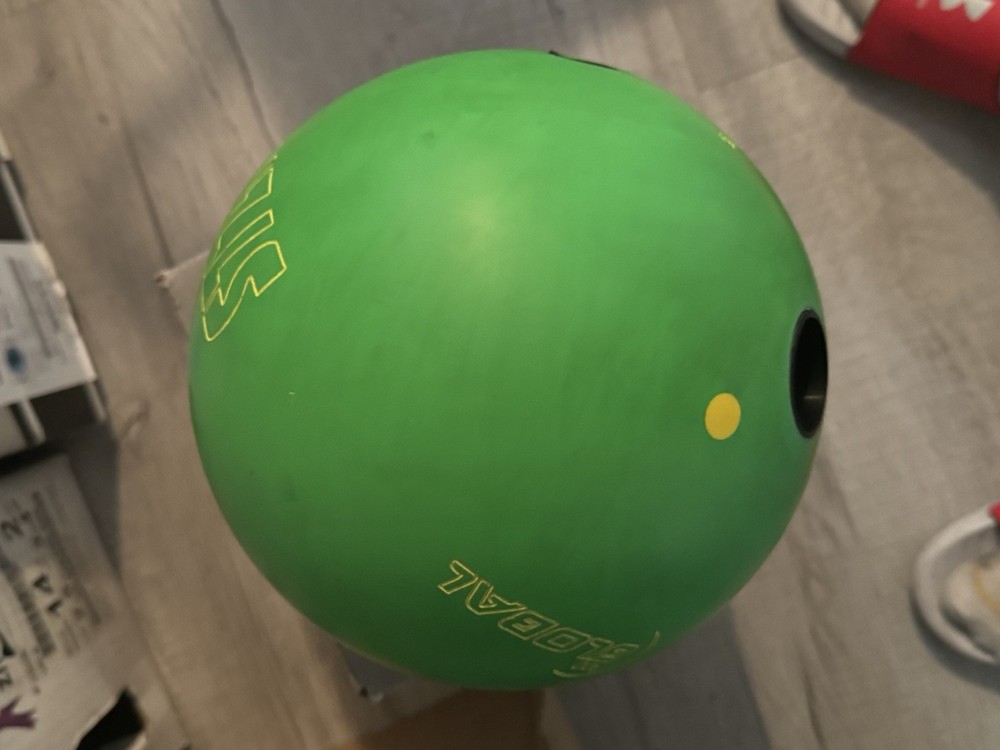 GLOBAL 900 Volt 14 Lbs USED