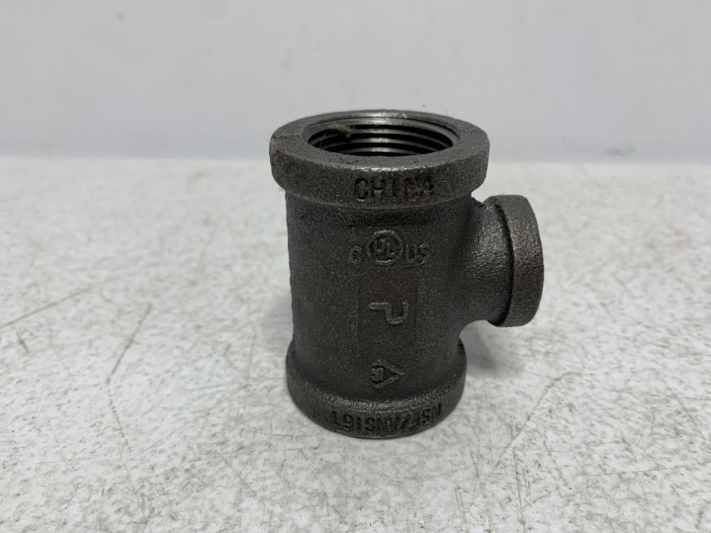 1" x 1" x 1/2" Black Iron Reducing Tee Threaded (lot of 4)