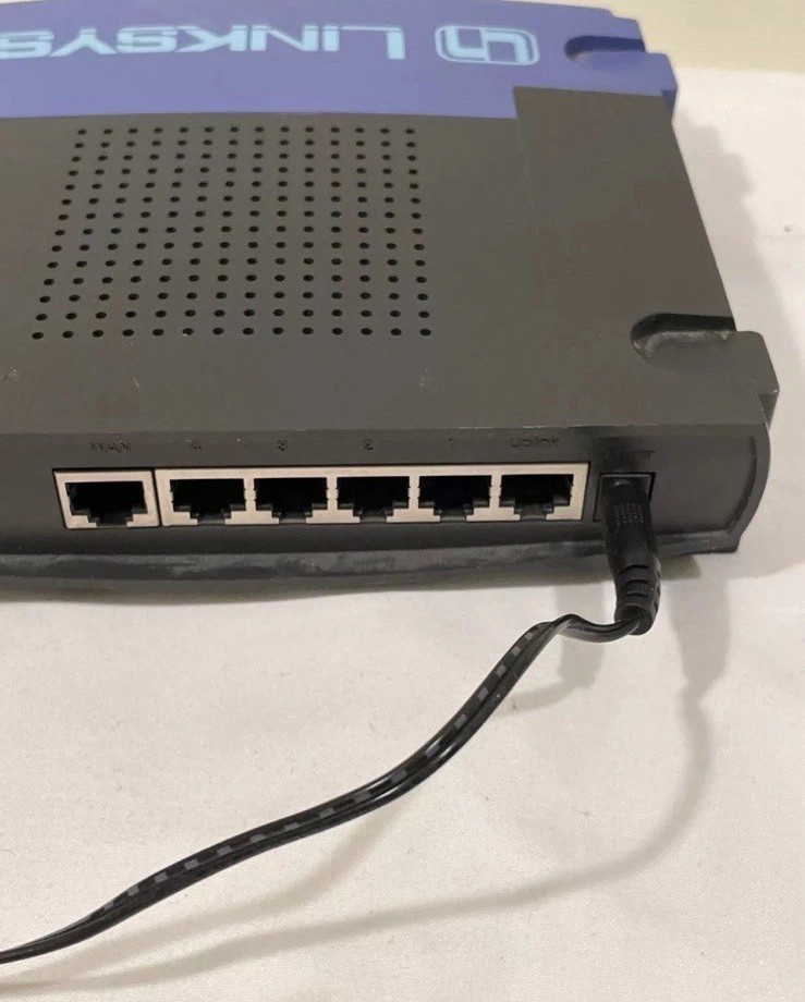 Linksys BEFSR41 V.2 10 Mbps 4-Port EtherFast Cable/DSL Router Tested Works