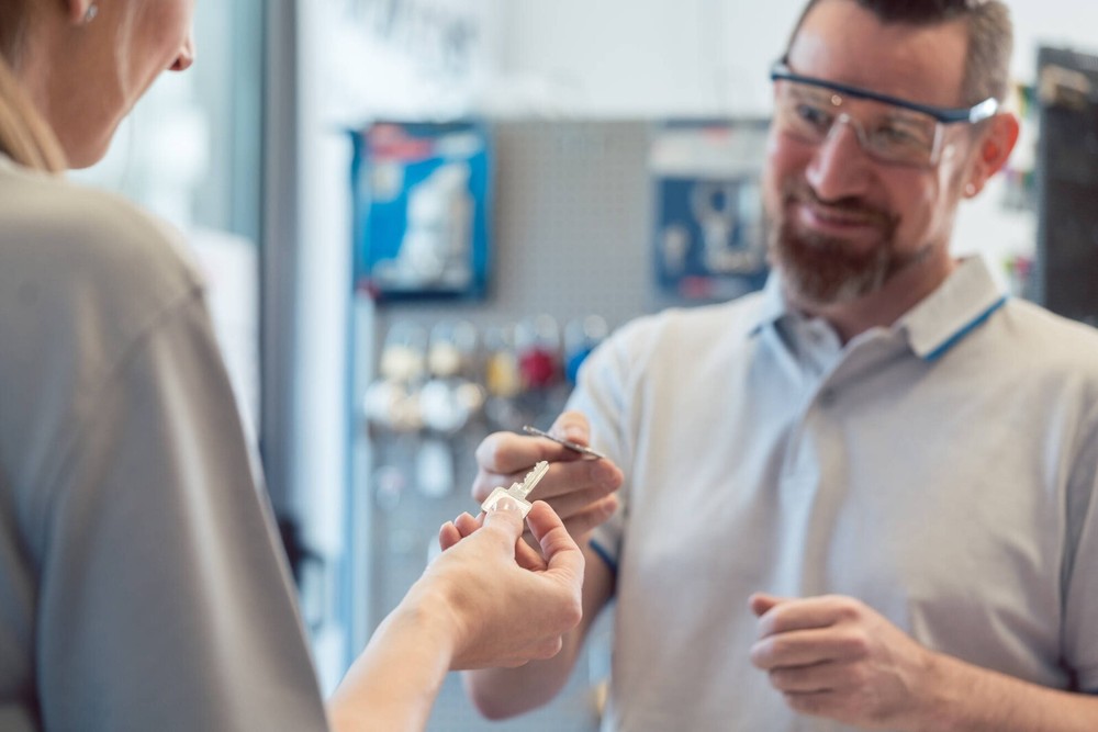 RH01-RH50. Pair of replacement keys for Husky tool box locks. Cut to your code.