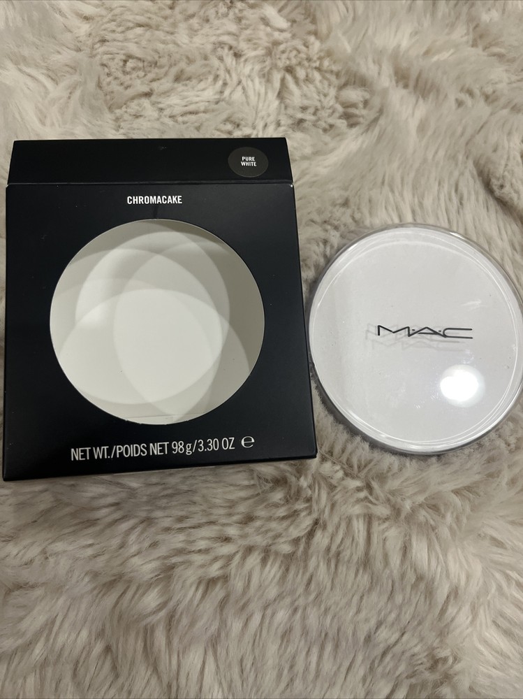 MAC Chromacake (Pure White) (3.30oz)