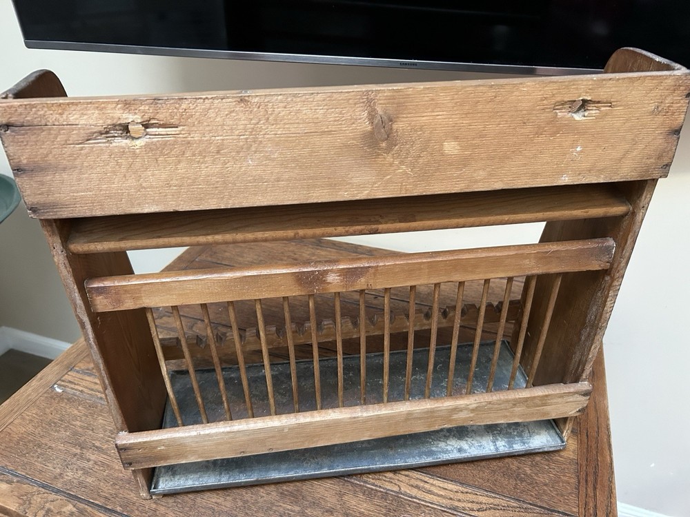 Antique American Hanging Plate Rack
