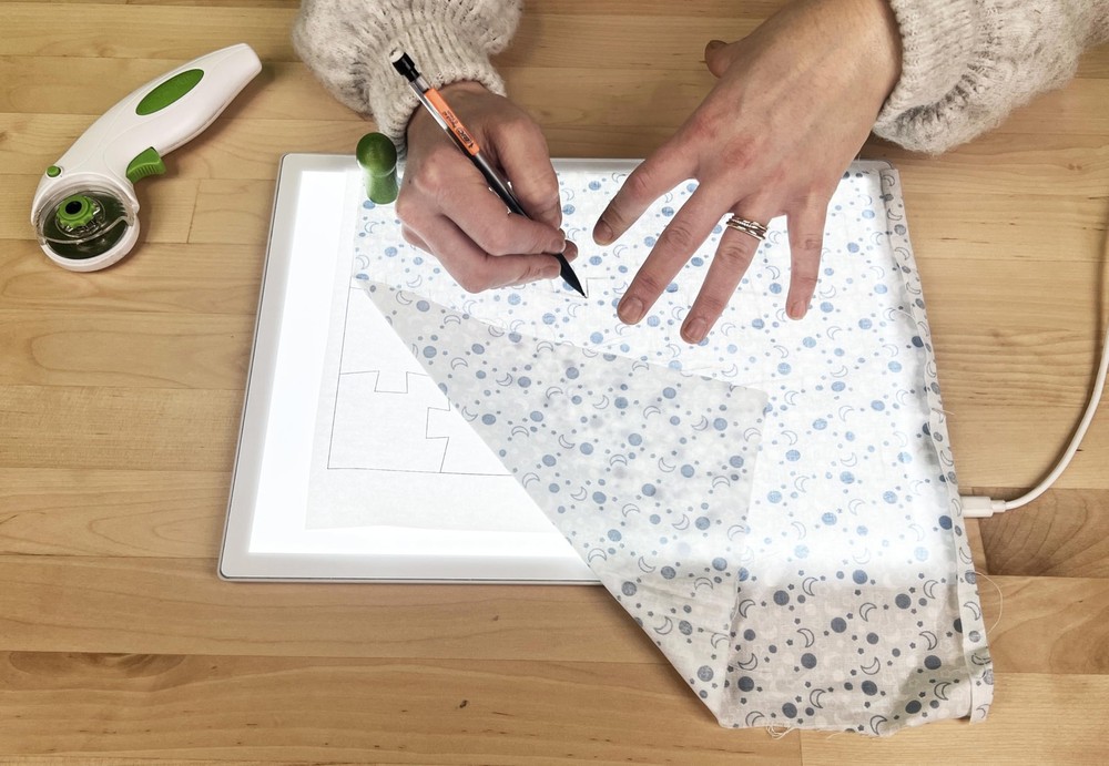 Cutterpillar Glow Elite 10x13 LED Light Pad