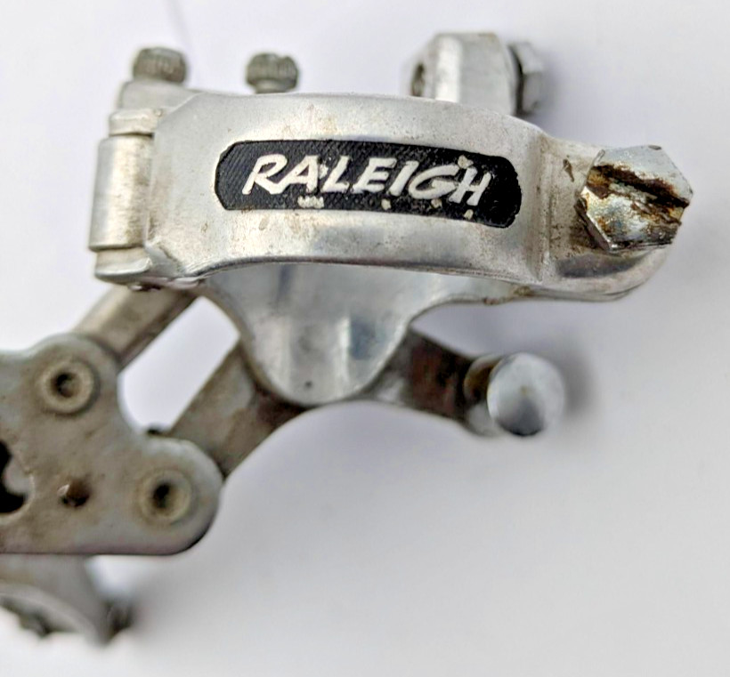 RALEIGH SUNTOUR COMPE-V FRONT DERAILLEUR 28.6 SILVER BOTTOM PULL CABLE STOP