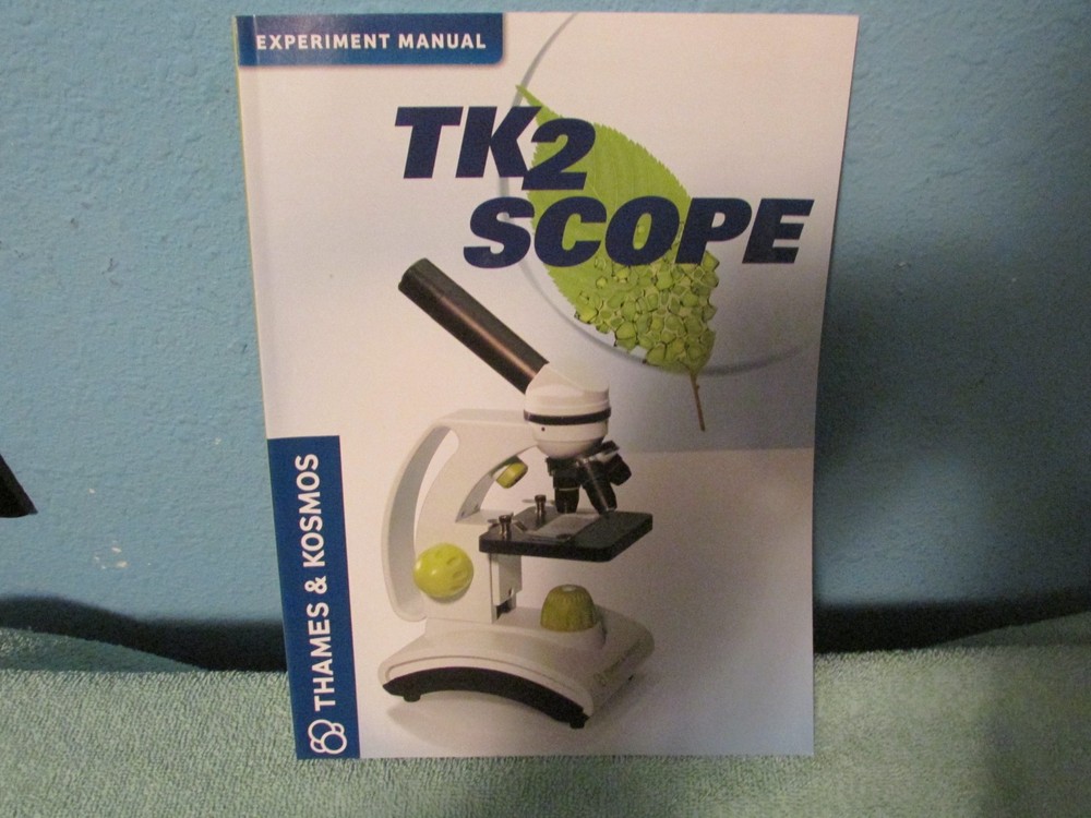 Thames & Kosmos TK2 Microscope & Biology Kit