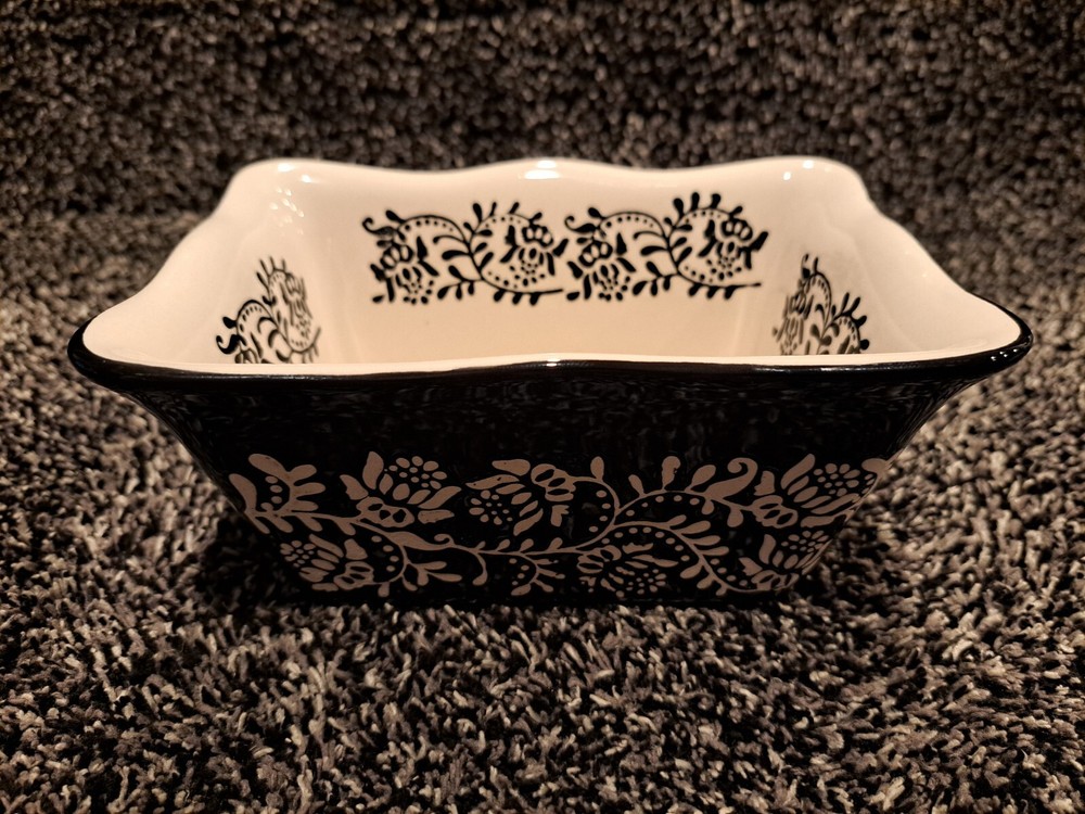 Stoneware Bread Pans, 2 Sizes - B&W Floral Pattern Glazed Ceramic Bakeware Set