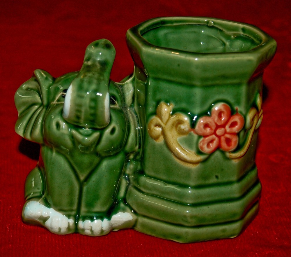 VINTAGE PLANTER Lucky Elephant Adorable Ceramic!
