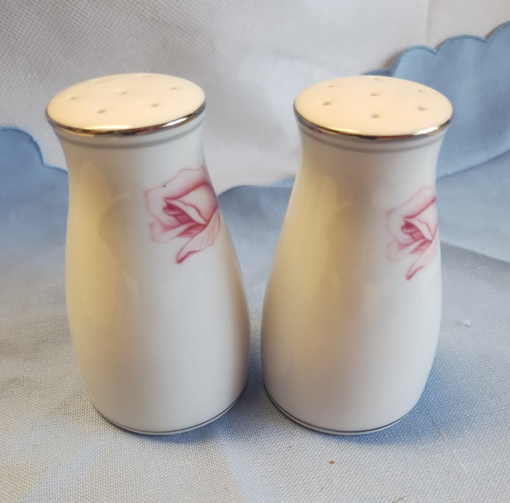 Noritake China Melrose Salt & Pepper Shaker Set