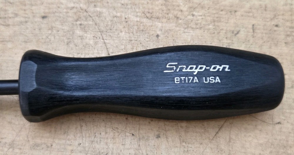 Snap On BT17A - Black Hard Handle Retainer Spring Tool